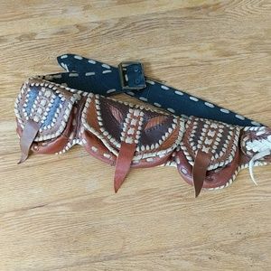 Woman's utility belt, hip purse